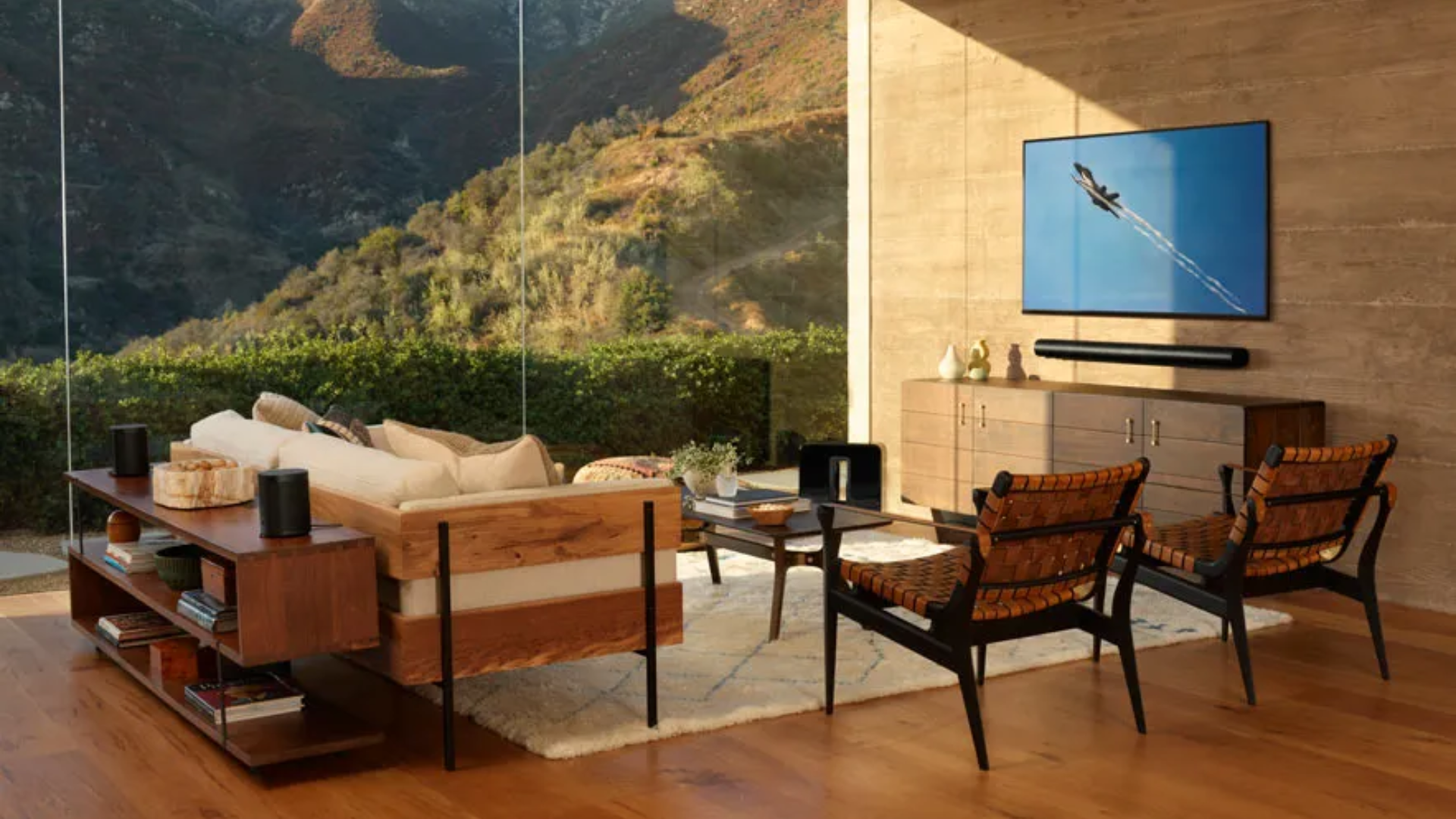 Simple multiroom system1 When using LS50 Wireless II with AirPlay 2, Chromecast or Roon you can stream to multiple speakers around your home at the same time. By using multiple LS50 Wireless II sp